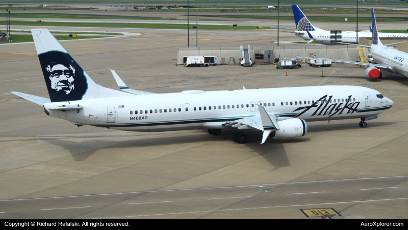 Photo of N469AS - Alaska Airlines Boeing 737-900ER at DFW on AeroXplorer Aviation Database