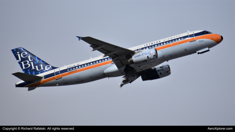 Photo of N763JB - JetBlue Airways Airbus A320-200 at PHX on AeroXplorer Aviation Database