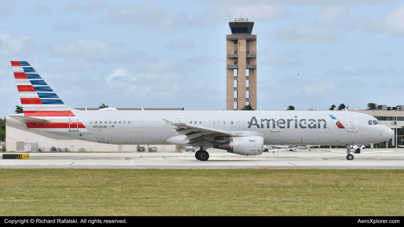 Photo of N150UW - American Airlines Airbus A321-200 at FLL on AeroXplorer Aviation Database