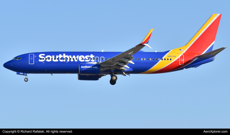 Photo of N8658A - Southwest Airlines Boeing 737-800 at PHX on AeroXplorer Aviation Database