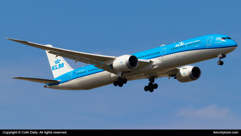 Photo of PH-BKD - KLM Boeing 787-10 at IAH on AeroXplorer Aviation Database