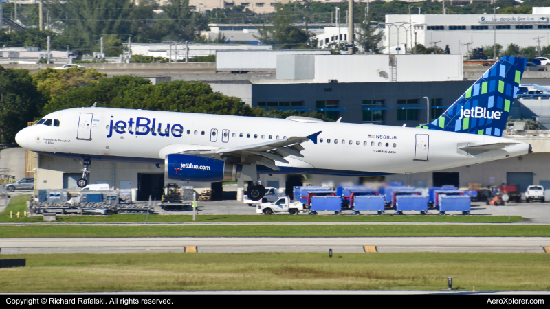 Photo of N588JB - JetBlue Airways Airbus A320 at FLL on AeroXplorer Aviation Database