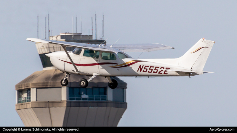 Photo of N5552E - ABOVE AND BEYOND AVIATION LLC CESSNA 172N at AUS on AeroXplorer Aviation Database