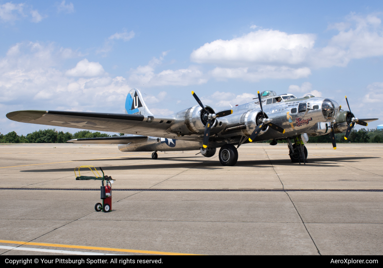 Photo of N9323Z - Arizona CAF Boeing B-17 Flying Fortress at AGC on AeroXplorer Aviation Database