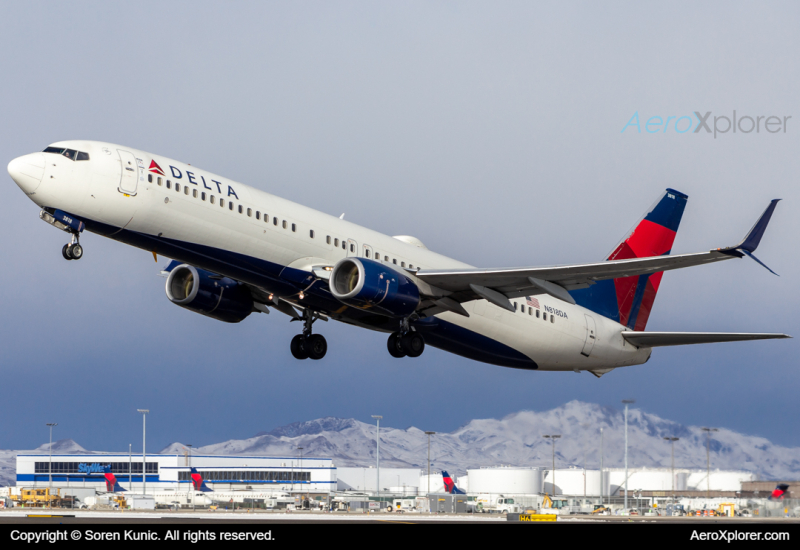 Photo of N818DA - Delta Airlines Boeing 737-900ER at SLC on AeroXplorer Aviation Database