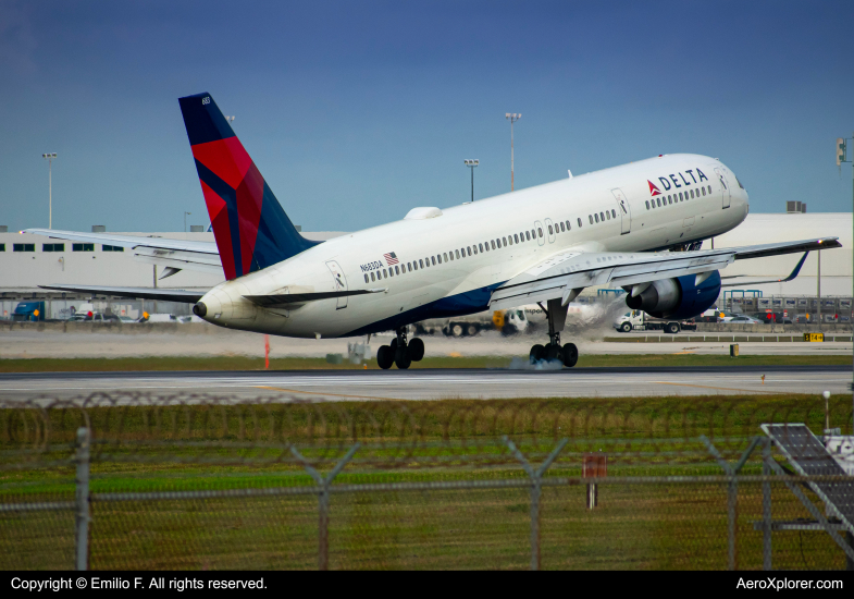 Photo of N683DA - Delta Airlines Boeing 757-200 at MIA on AeroXplorer Aviation Database