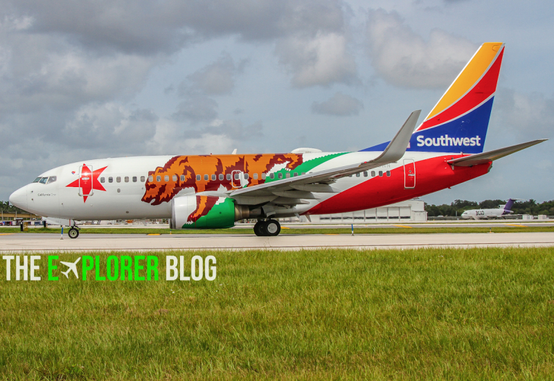 Photo of N943WN - Southwest Airlines Boeing 737-700 at FLL on AeroXplorer Aviation Database