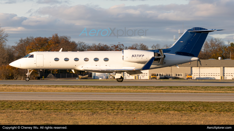 Photo of N371FP - PRIVATE Gulfstream IV-SP at PTK on AeroXplorer Aviation Database