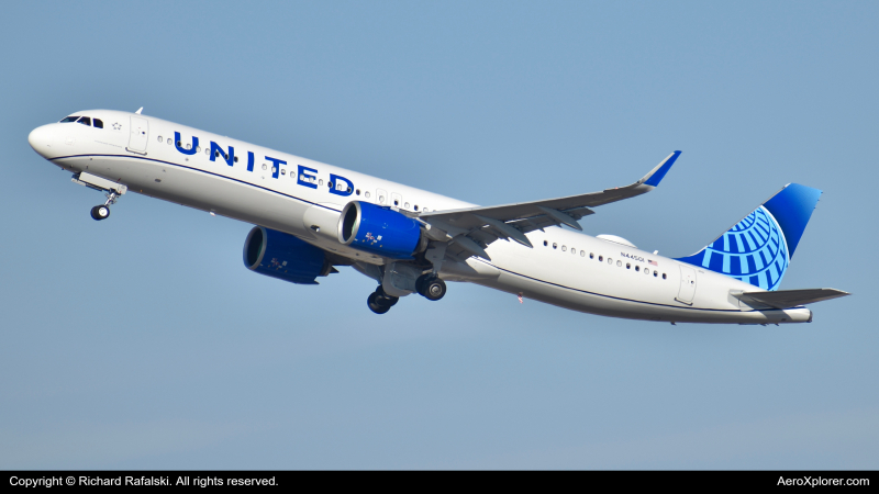 Photo of N44501 - United Airlines Airbus A321NEO at PHX on AeroXplorer Aviation Database