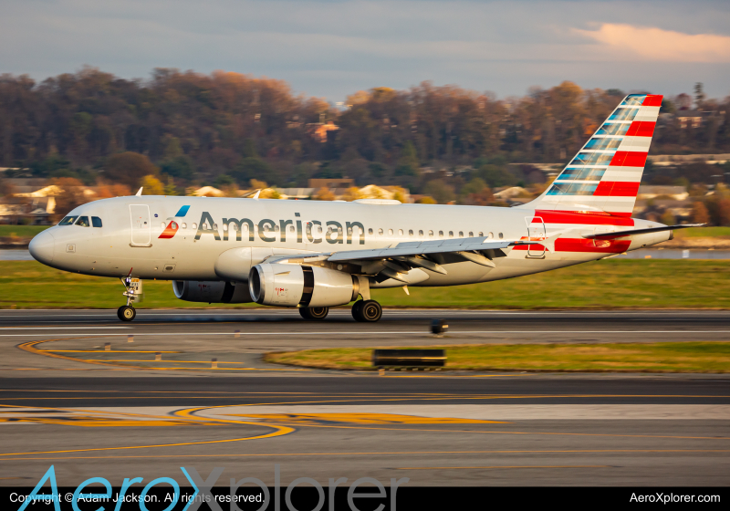 Photo of N831AW - American Airlines Airbus A319 at DCA on AeroXplorer Aviation Database