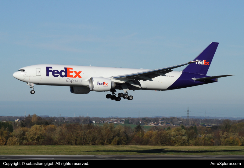 Photo of N845FD - FedEx Boeing 777-F at LGG on AeroXplorer Aviation Database