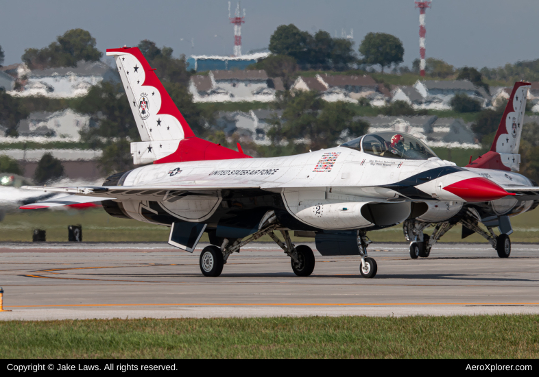 Photo of 92-3880 - USAF - United States Air Force General Dynamics F-16 Fighting Falcon at OFF on AeroXplorer Aviation Database