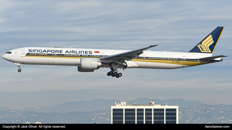 Photo of 9V-SNA - Singapore Airlines Boeing 777-300ER at KLAX on AeroXplorer Aviation Database
