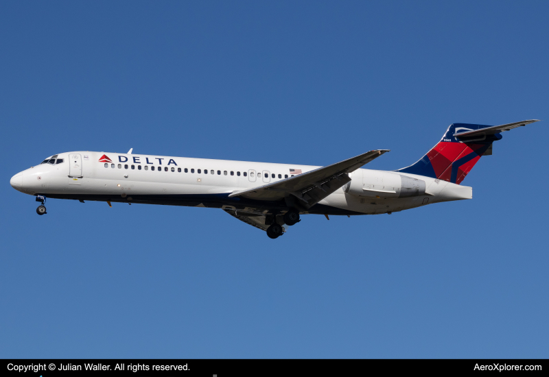 Photo of N934AT - Delta Airlines Boeing 717-200 at MLB on AeroXplorer Aviation Database