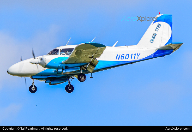 Photo of N601YY - PRIVATE PIPER PA-23 at PBI on AeroXplorer Aviation Database