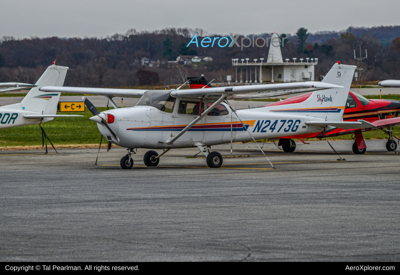 Photo of N2473G - PRIVATE Cessna 172 at FDK on AeroXplorer Aviation Database
