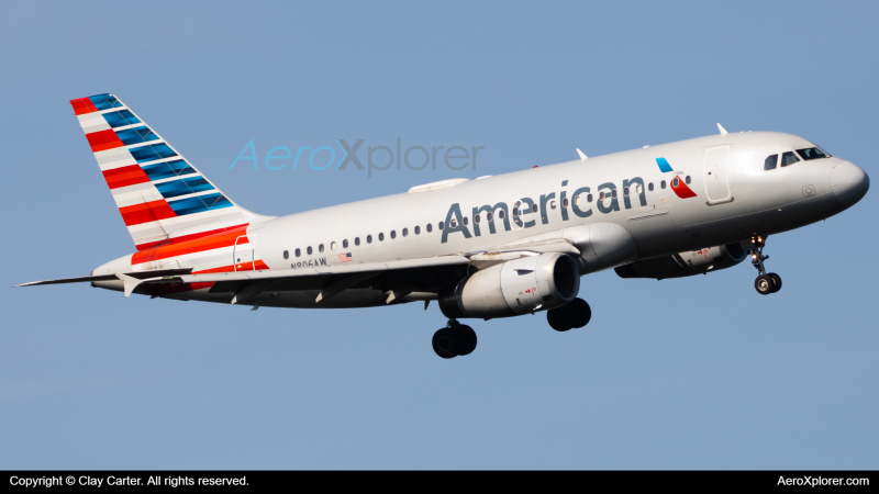 Photo of N806AW - American Airlines Airbus A319 at DCA on AeroXplorer Aviation Database