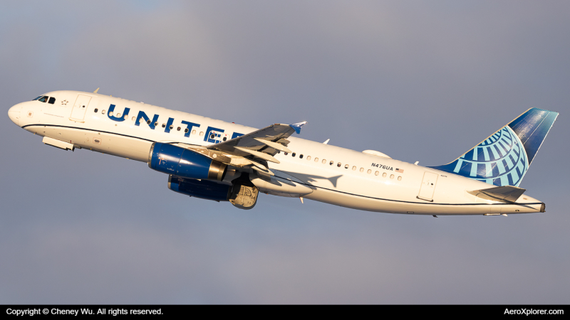 Photo of N476UA - United Airlines Airbus A320 at DTW on AeroXplorer Aviation Database