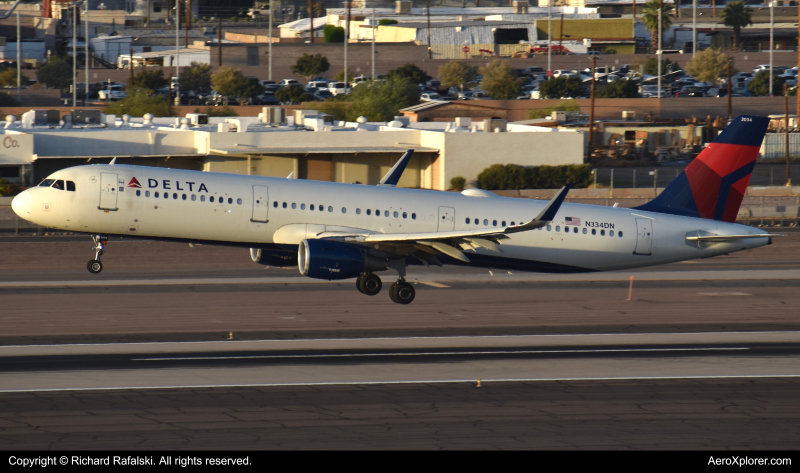 Photo of N334DN - Delta Airlines Airbus A321-200 at PHX on AeroXplorer Aviation Database