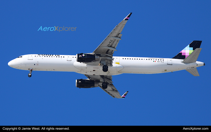 Photo of XA-VLZ - Volaris Airbus A321-200 at OAK on AeroXplorer Aviation Database