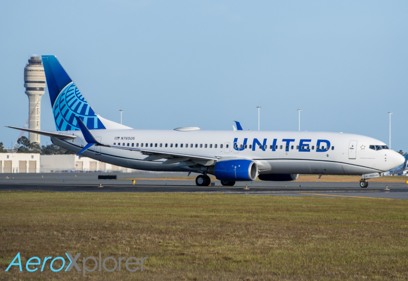 Photo of N76505 - United Airlines Boeing 737-800 at MCO on AeroXplorer Aviation Database