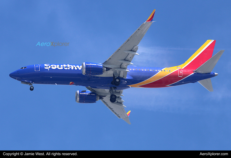 Photo of N8902Q - Southwest Airlines Boeing 737 MAX 8 at OAK on AeroXplorer Aviation Database