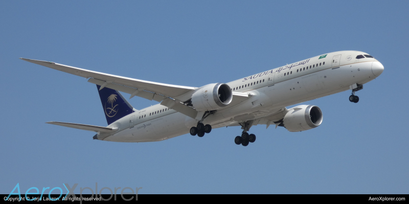 Photo of HZ-ARG - Saudia Boeing 787-9 at YYZ on AeroXplorer Aviation Database