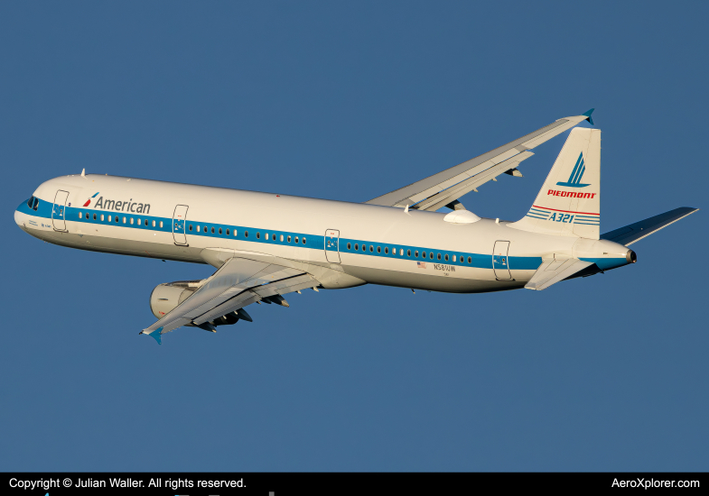 Photo of N581UW - American Airlines Airbus A321-200 at CLT on AeroXplorer Aviation Database