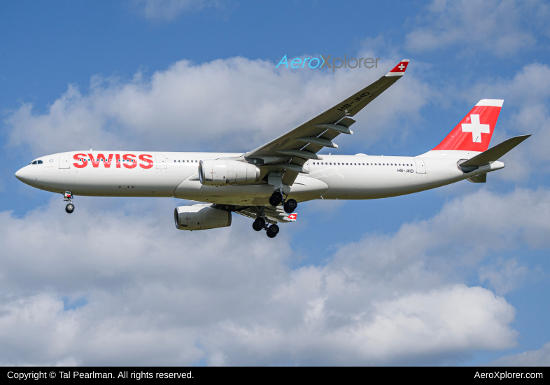 Photo of HB-JHD - Swiss International Air Lines Airbus A330-300 at IAD on AeroXplorer Aviation Database