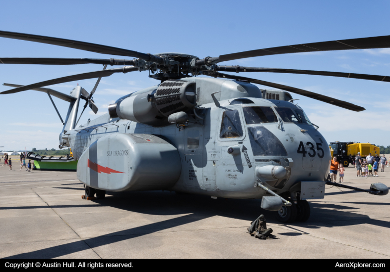 Photo of 162503 - USN - United States Navy Sikorsky MH-53E Sea Dragon at PIT on AeroXplorer Aviation Database