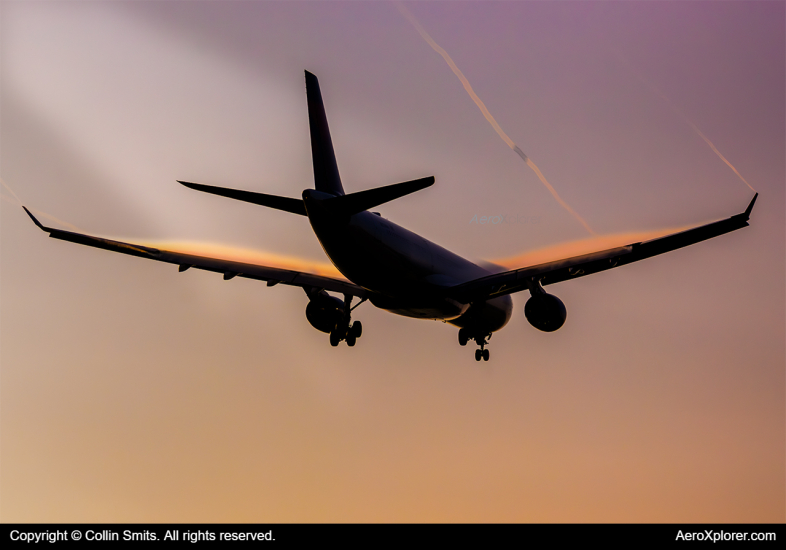 Photo of N810NW - Delta Airlines Airbus A330-300 at AMS on AeroXplorer Aviation Database