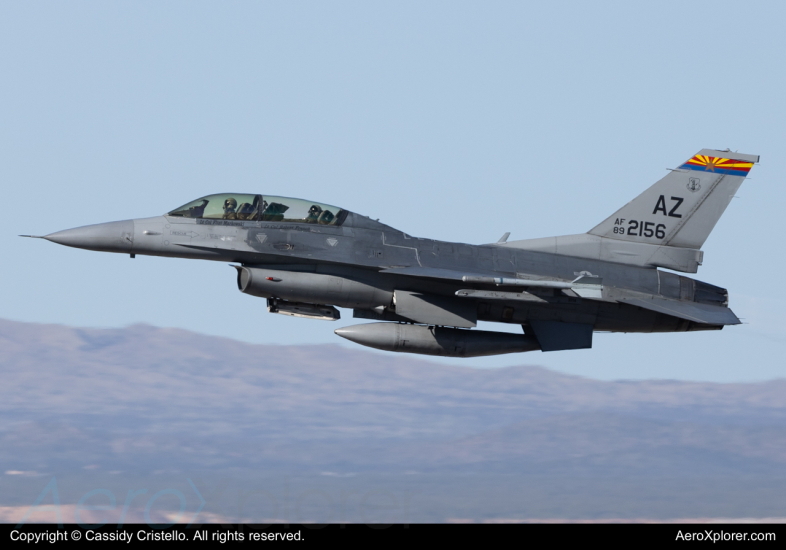 Photo of 89-2156 - USAF - United States Air Force General Dynamics F-16 Fighting Falcon at TUS on AeroXplorer Aviation Database