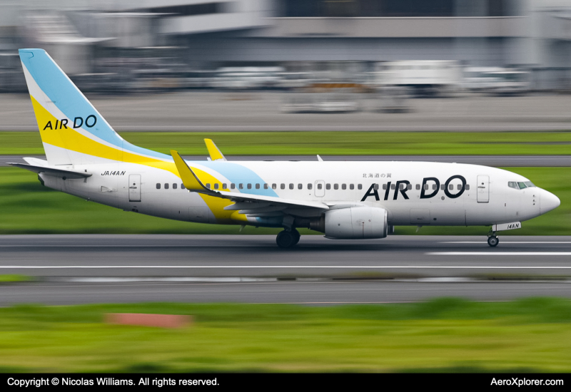 Photo of JA14AN - Air Do Boeing 737-700 at HND on AeroXplorer Aviation Database