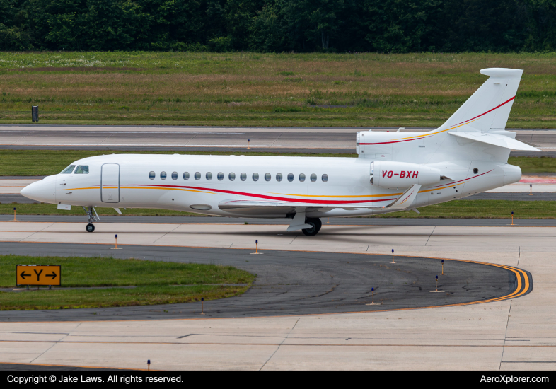 Photo of VQ-BXH - PRIVATE Dassault Falcon 8X at IAD on AeroXplorer Aviation Database