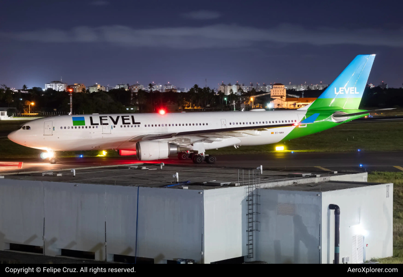 Photo of EC-NNH - LEVEL Airbus A330-200 at SSA on AeroXplorer Aviation Database
