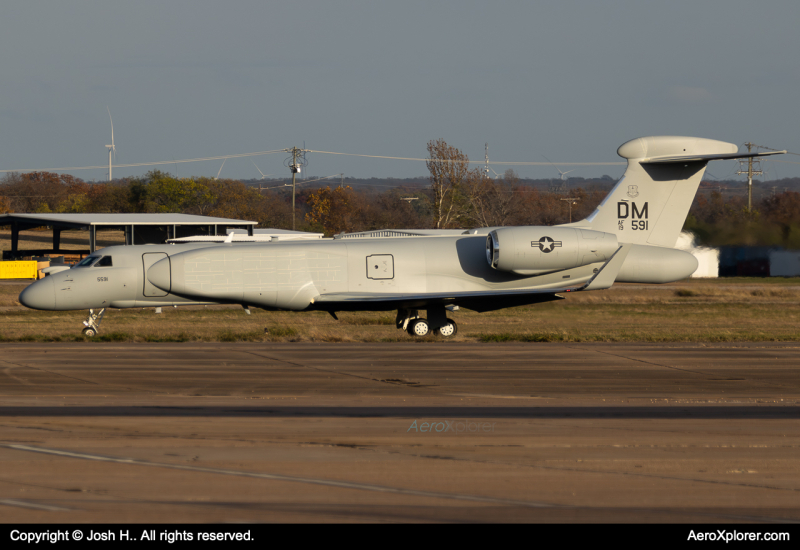 Photo of 19-5591 - L3Harris Gulfstream EA-37B at CNW on AeroXplorer Aviation Database