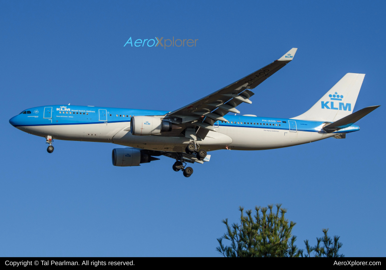 Photo of PH-AOD - KLM Airbus A330-200 at IAD on AeroXplorer Aviation Database