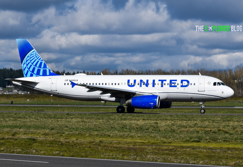 Photo of N486UA - United Airlines Airbus A320 at PDX on AeroXplorer Aviation Database