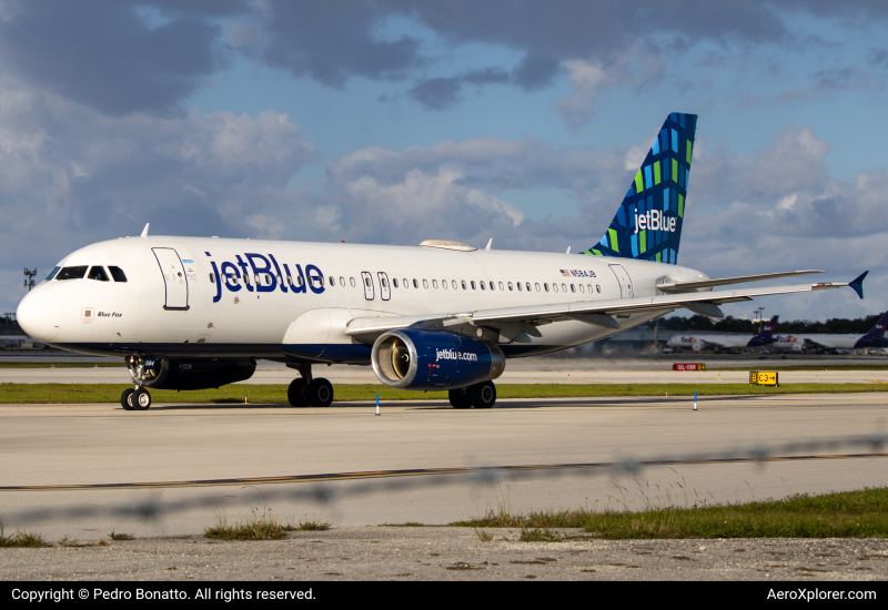 Photo of N584JB - JetBlue Airways Airbus A320 at FLL on AeroXplorer Aviation Database