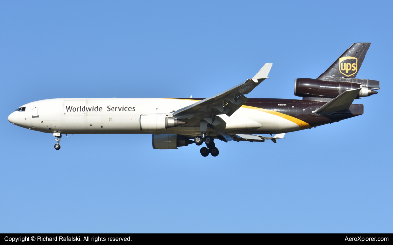 Photo of N250UP - United Parcel Service McDonnell Douglas MD-11F at MCO on AeroXplorer Aviation Database