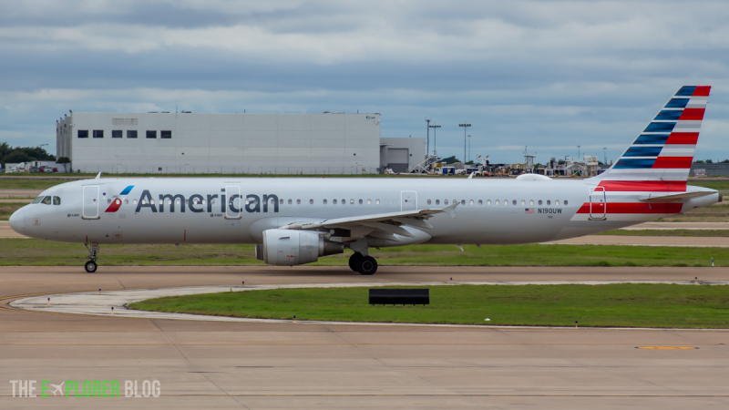 Photo of N190UW - American Airlines Airbus A321-200 at DFW on AeroXplorer Aviation Database