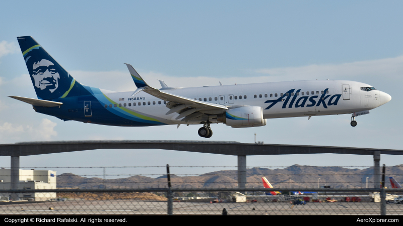 Photo of N588AS - Alaska Airlines Boeing 737-800 at PHX on AeroXplorer Aviation Database