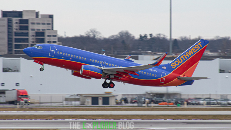 Photo of N231WN - Southwest Airlines Boeing 737-700 at CMH on AeroXplorer Aviation Database