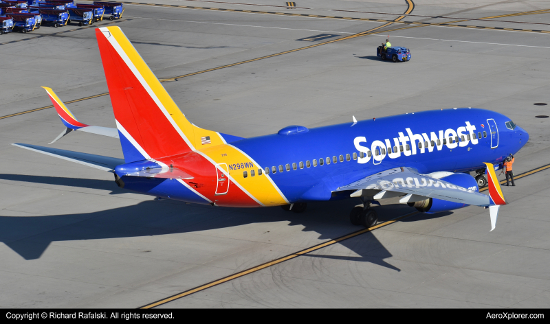 Photo of N298WN - Southwest Airlines Boeing 737-700 at PHX on AeroXplorer Aviation Database