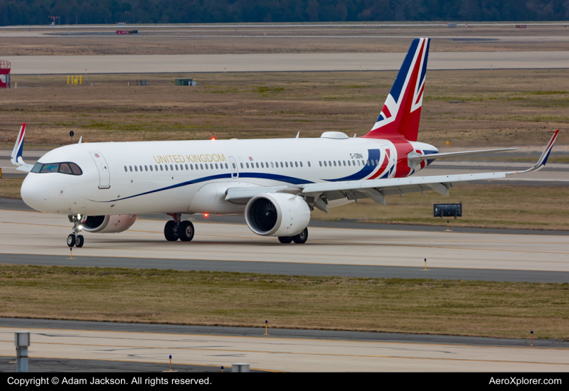 Photo of G-GBNI - Titan Airways Airbus A321NEO at IAD on AeroXplorer Aviation Database
