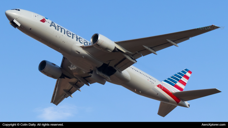 Photo of N750AN - American Airlines Boeing 777-200ER at CLT on AeroXplorer Aviation Database