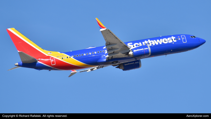 Photo of N8763L - Southwest Airlines Boeing 737 MAX 8 at PHX on AeroXplorer Aviation Database