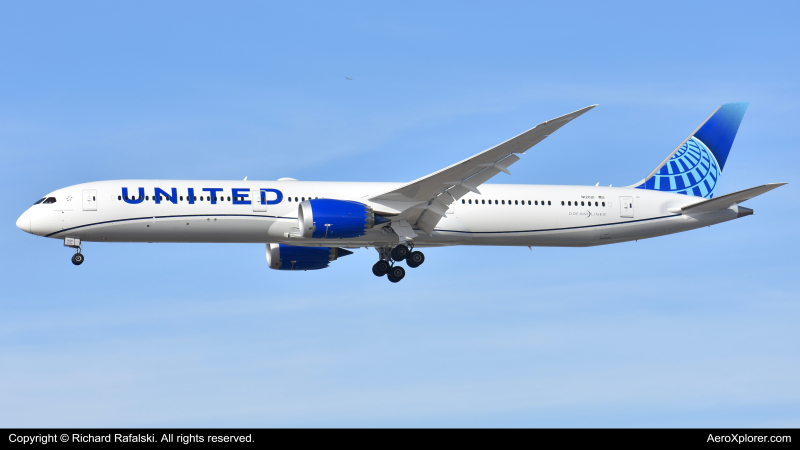 Photo of N12021 - United Airlines Boeing 787-10 at ORD on AeroXplorer Aviation Database
