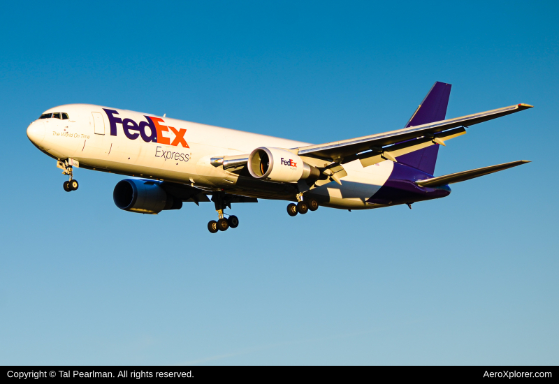 Photo of N180FE - FedEx Boeing 767-300F at BWI on AeroXplorer Aviation Database