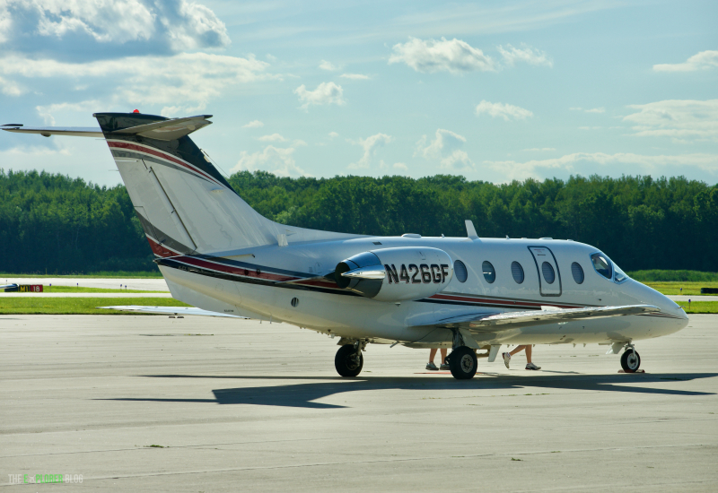 Photo of N426GF - PRIVATE Hawker Beechjet 400A at GRB on AeroXplorer Aviation Database